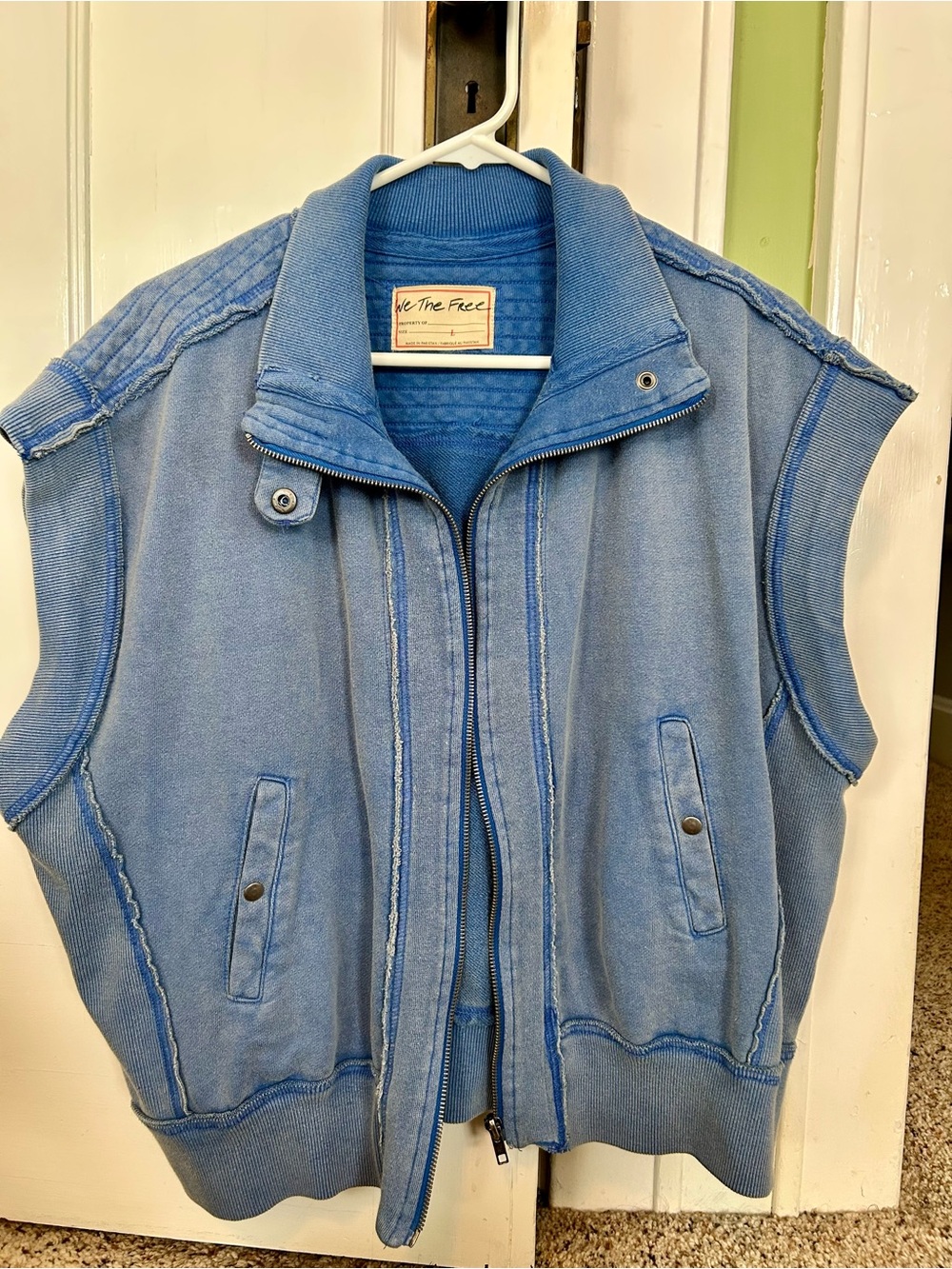 We The Free women’s  Light Blue Zip-Front Sleeveless Jacket